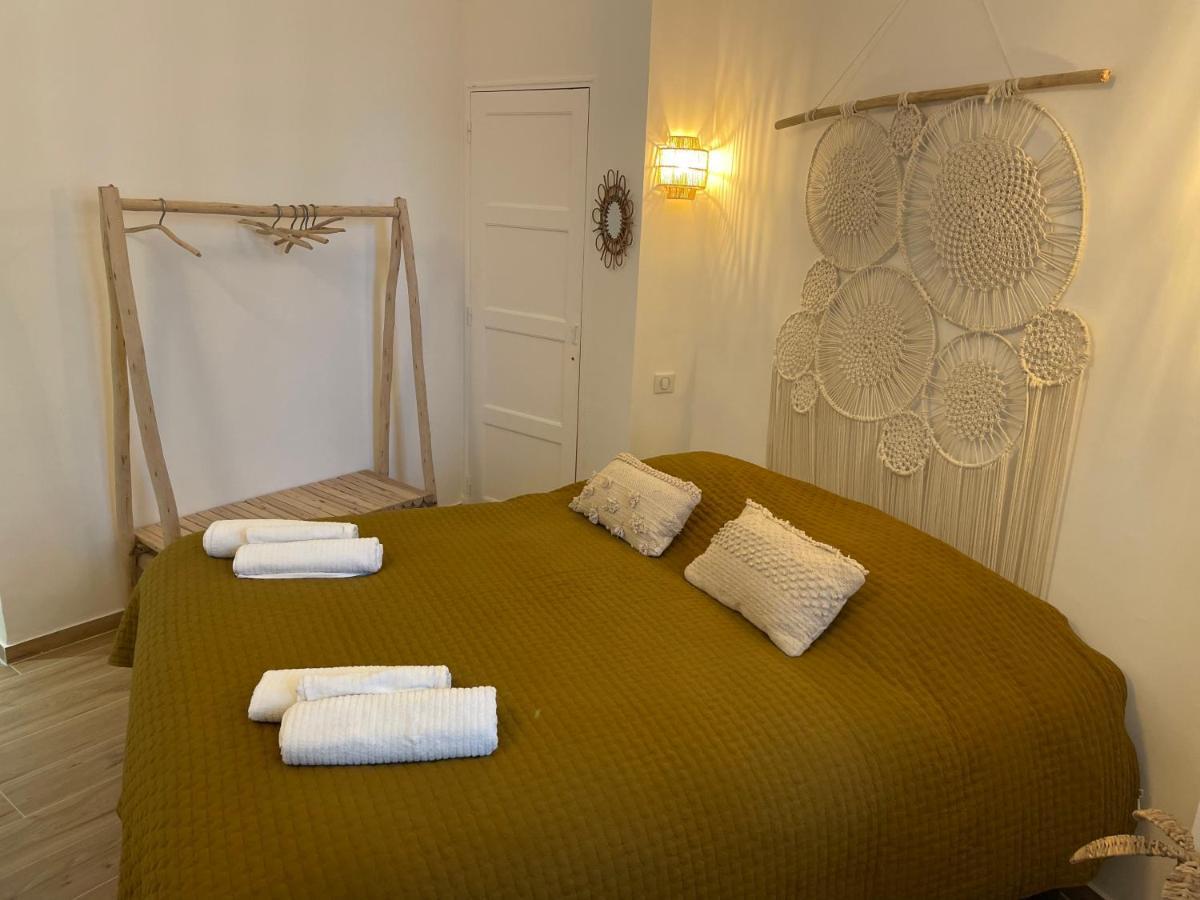 Cassis, Charmant Appart En Face De La Plage. Ngoại thất bức ảnh