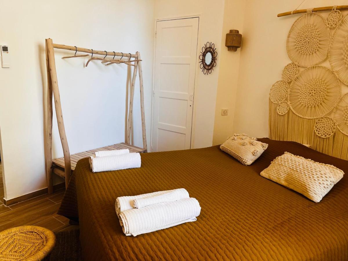 Cassis, Charmant Appart En Face De La Plage. Ngoại thất bức ảnh